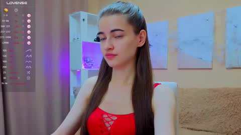 vikiberry online show from November 27, 10:07 am