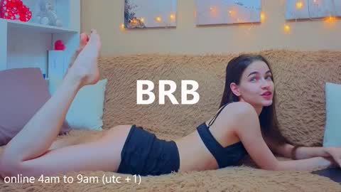 vikiberry online show from March 27, 8:26 am