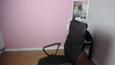 viktoria_lovely online show from February 12, 6:19 am