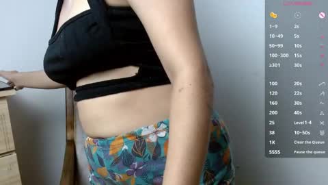 vikysexy28 online show from May 29, 3:15 am