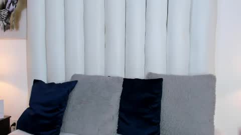 Mary online show from April 22, 7:11 pm