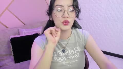     online show from October 3, 9:53 pm