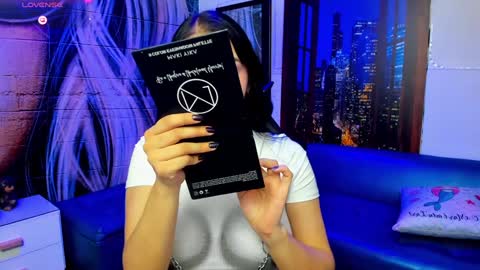     online show from January 22, 9:11 pm