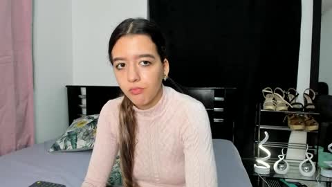 violeta_gracee online show from June 3, 10:37 pm