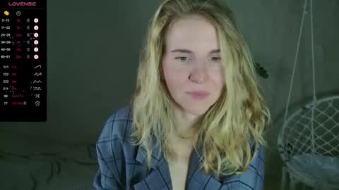 Violet  next stream December 6 online show from October 17, 9:29 pm