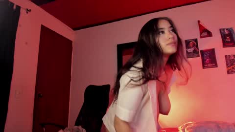 Violet salvatore online show from December 2, 7:10 am