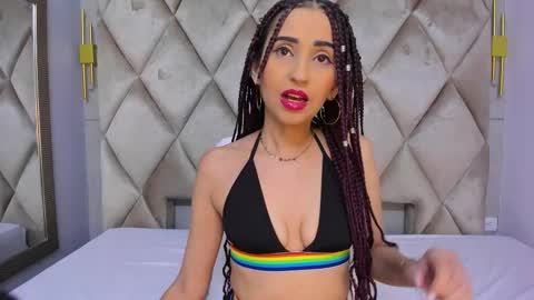 Violett  online show from March 5, 8:15 pm