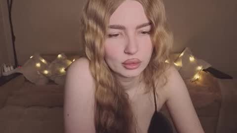 ViolettaOtis online show from February 10, 3:04 pm