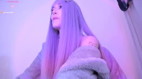 Violett online show from December 19, 3:51 am