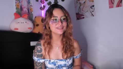 Violette  online show from February 10, 9:36 pm