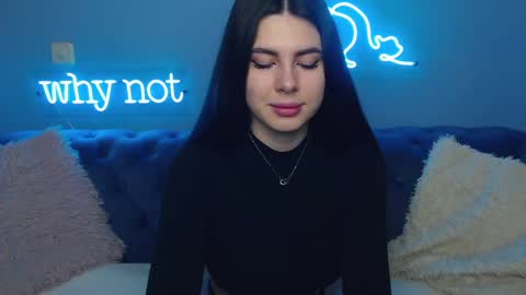 viollinalv online show from February 4, 5:53 am