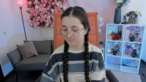 your love online show from February 25, 7:07 am