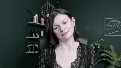 Vivian online show from April 23, 12:29 pm