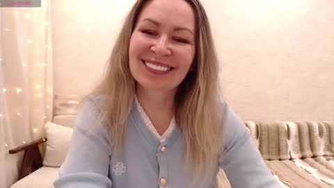 Vivian online show from February 4, 5:27 pm