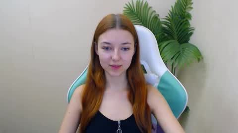 Vivien online show from February 3, 6:39 pm