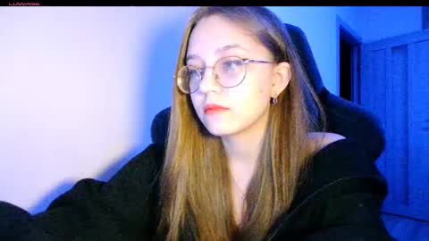 vivivivikkie online show from February 20, 11:27 pm