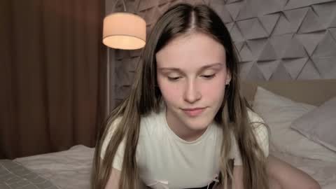 vixcx_ online show from September 14, 10:07 pm