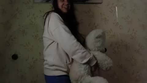 voulezvous_angel online show from April 29, 5:30 pm