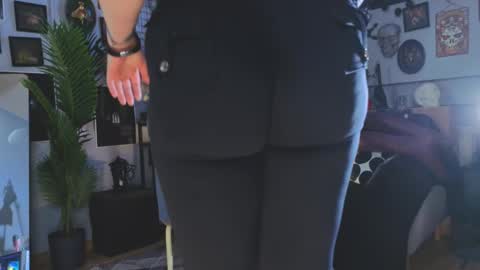 Ada online show from April 25, 8:17 am