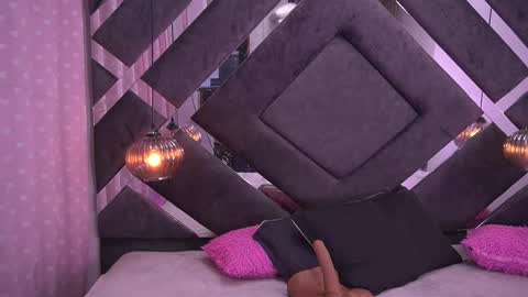 Violeta online show from February 12, 3:07 am