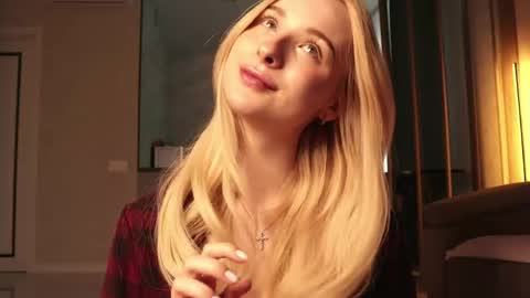 Nana online show from April 9, 6:19 am