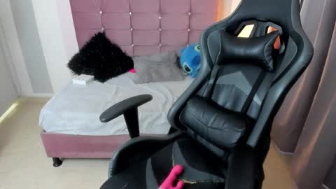 Alexandra online show from November 10, 6:36 pm