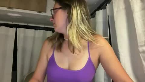 Jade online show from February 7, 12:42 am