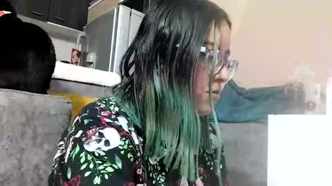 Waningrose  Lu online show from November 16, 9:04 pm