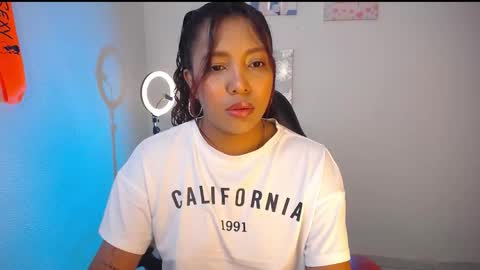 EMILY online show from January 16, 8:54 am