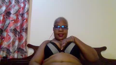 weaverbird25 online show from February 13, 10:22 pm