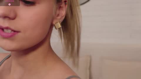 Im Wendy online show from September 8, 7:57 pm