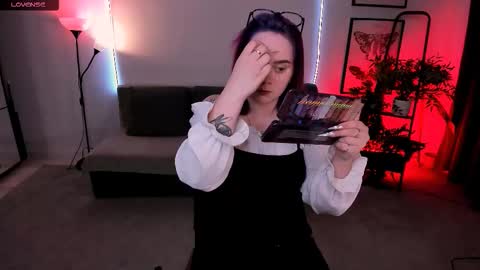 wendyycandy online show from November 27, 3:15 pm