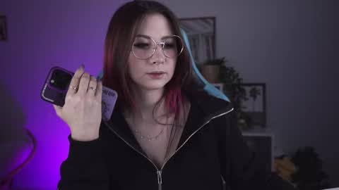 little girl who is always rightLisa online show from February 10, 2:08 am