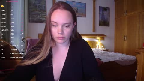 Lana online show from April 29, 4:20 pm