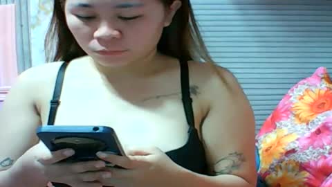 wetcreamypussy4u online show from April 3, 1:20 pm