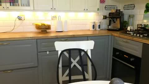 Victoria Maria online show from April 25, 11:24 pm