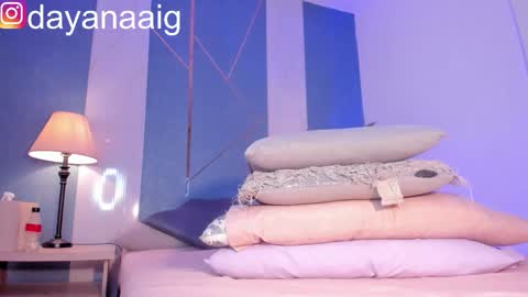 Sara  online show from December 16, 10:37 pm