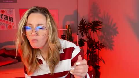 whitneypunnch online show from February 13, 2:51 pm