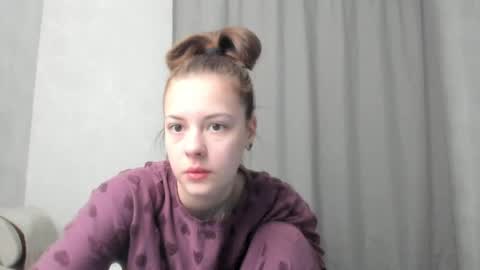 Veronica online show from April 4, 7:34 pm