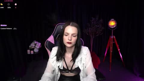 Alice online show from March 15, 5:15 pm