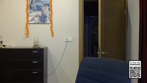 Alina online show from October 31, 5:06 pm