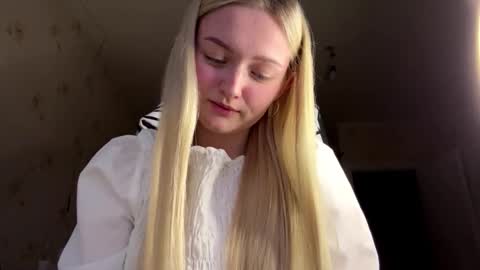 Sophia online show from March 23, 2:56 pm