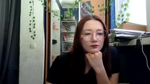 Phoebe online show from April 10, 3:07 pm