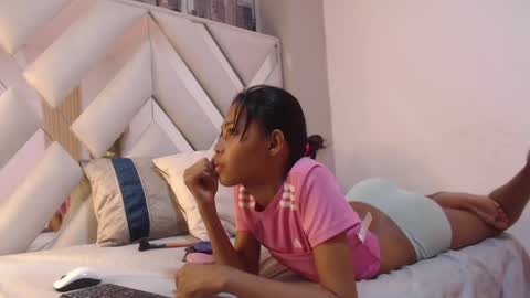 luna online show from March 30, 1:33 pm