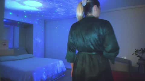 Winter Miracle online show from January 8, 9:10 am