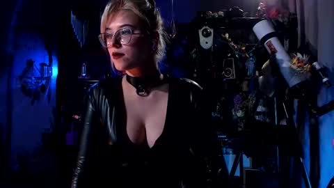 Goddess of two strapons  - Mr. long Don Mr. Pinky online show from February 24, 7:52 pm