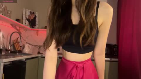 Isobelle online show from February 9, 10:20 am