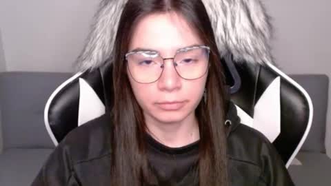 Alex online show from October 9, 3:10 am