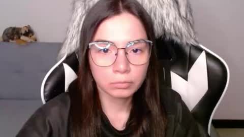 Alex online show from February 7, 2:37 am