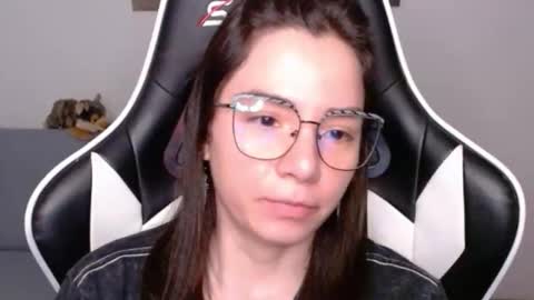 Alex online show from April 5, 2:43 am